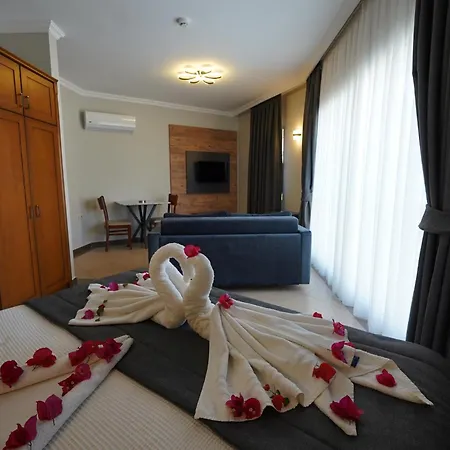 Club Karakas Apart Otel-3